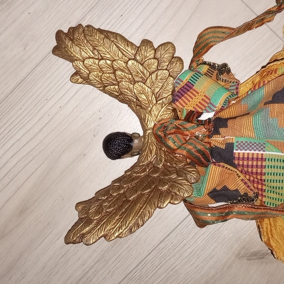 African American Angel Tree Top. - Picture 7 of 7